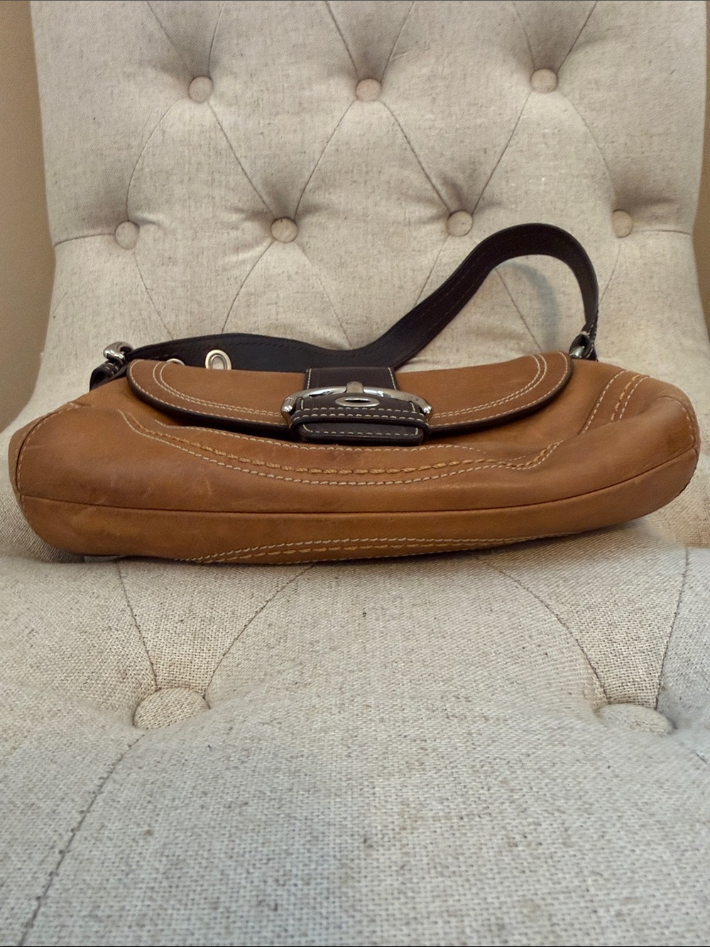 Coach Two-Tone Camel and Chocolate Leather Shoulder Bag - Picture 5 of 7